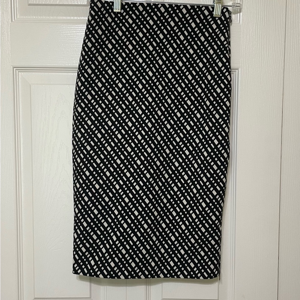 Express Monochrome Checkered Pencil Skirt